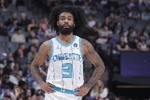 正负值+22！科比&middot;怀特半场9中6砍下17分 三分6中4
